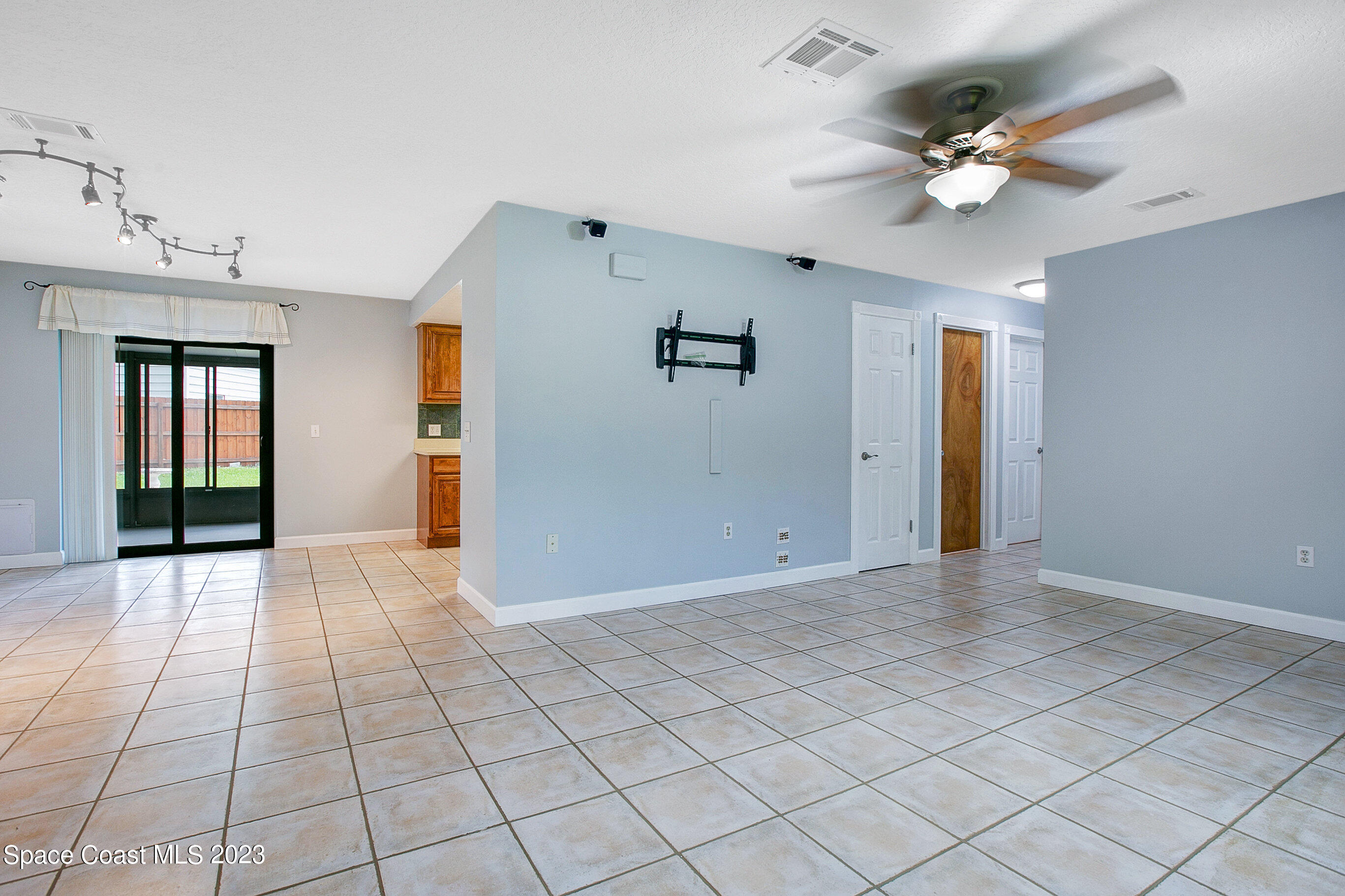 3640 Longbow Road Cocoa, FL 32926 - Photo 6 of 41 006_trevisuality-6