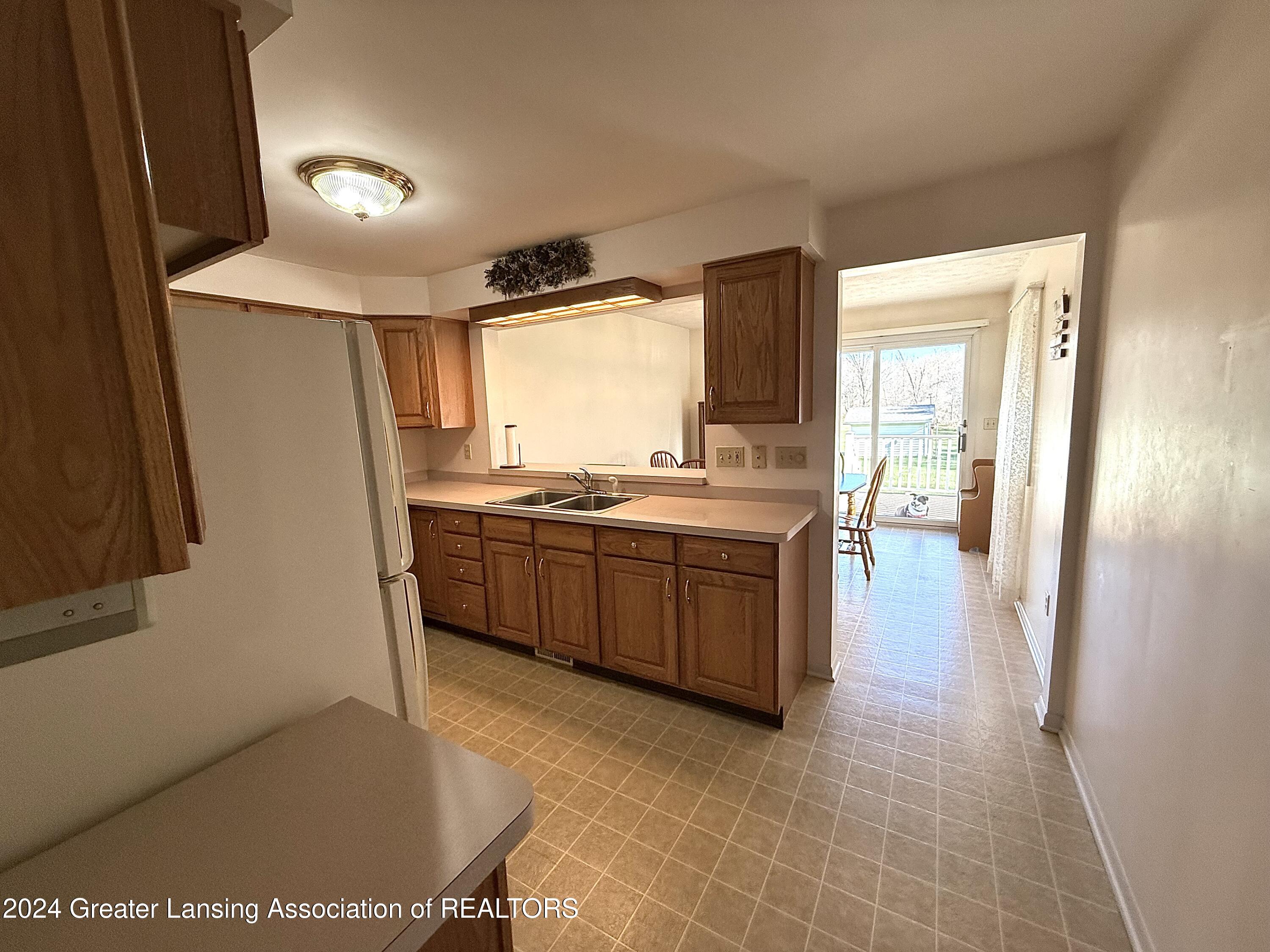 2220 North Eifert Road Holt, MI 48842 - Photo 13 of 39 IMG_0814