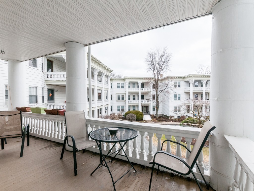 134 Middlesex Road, Unit 2 Chestnut Hill, MA 02467 - Photo 16 of 16 Gallery Image 16