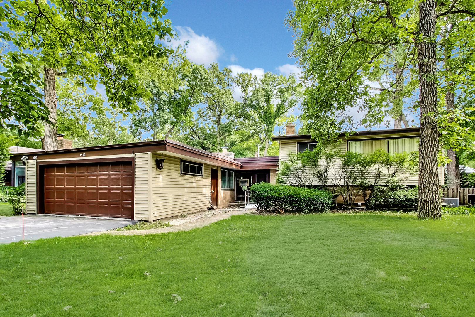 1930 Berkeley Road Highland Park, IL 60035 - Photo 1 of 43