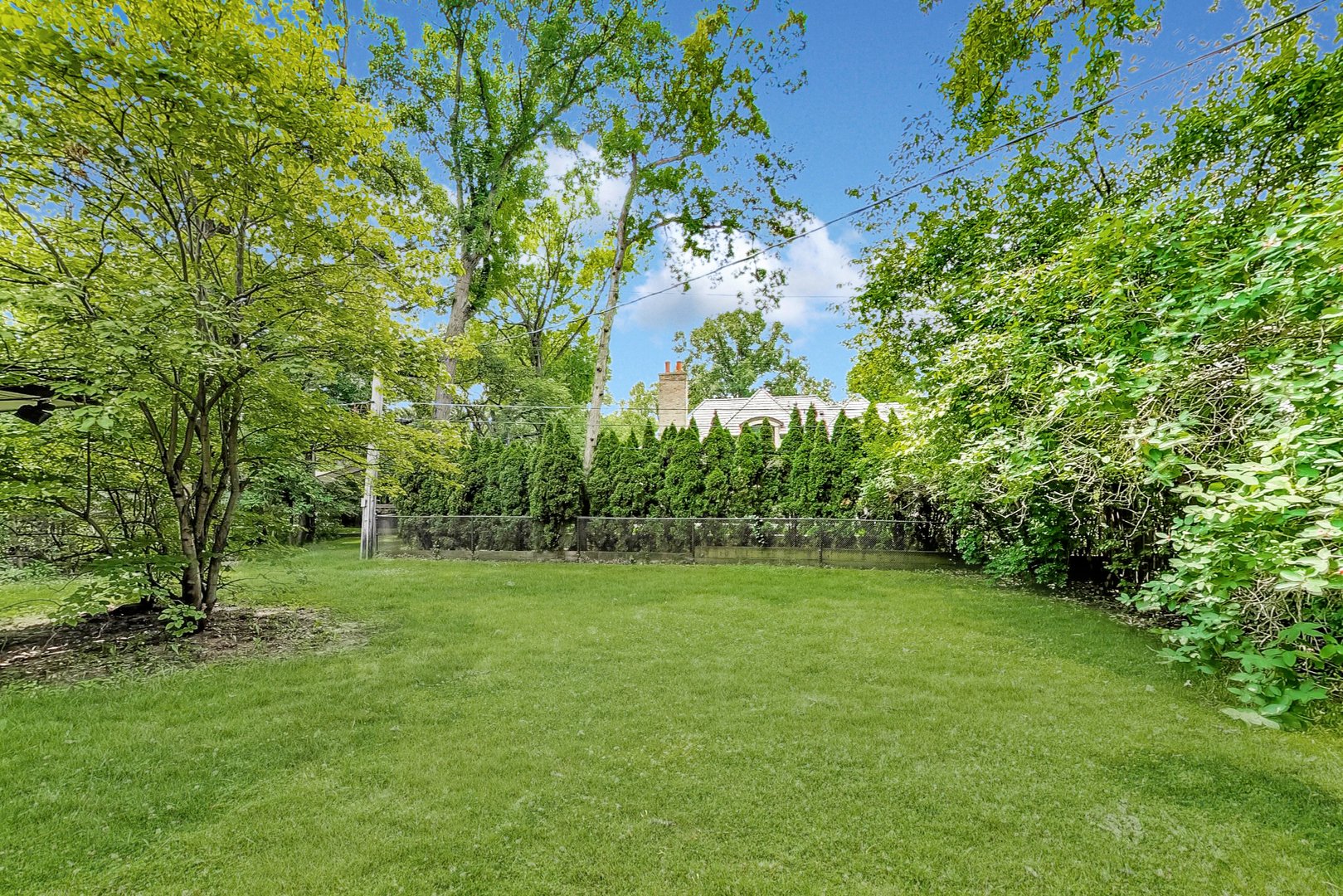 1930 Berkeley Road Highland Park, IL 60035 - Photo 39 of 43