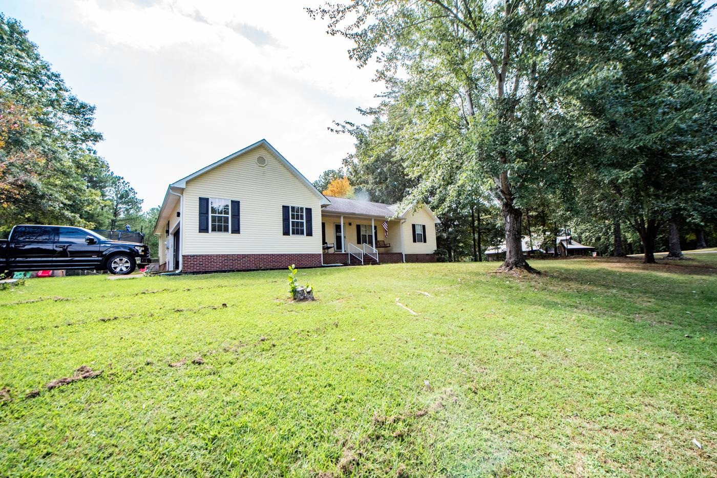 585 Pine Ridge Road Lexington, TN 38351 - Photo 2 of 27 Photo 2