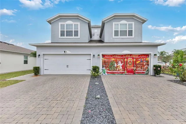 a house view with a outdoor space