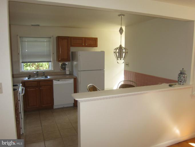 1204 Berkwood Road Baltimore, MD 21237 - Photo 12 of 28 Kitchen