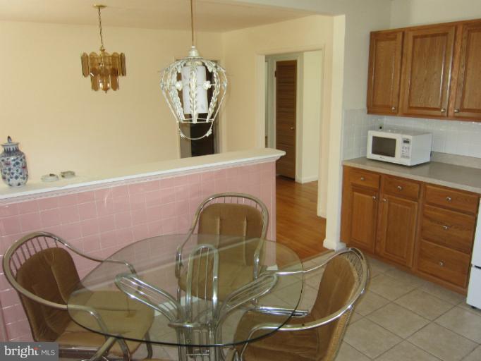 1204 Berkwood Road Baltimore, MD 21237 - Photo 15 of 28 Kitchen