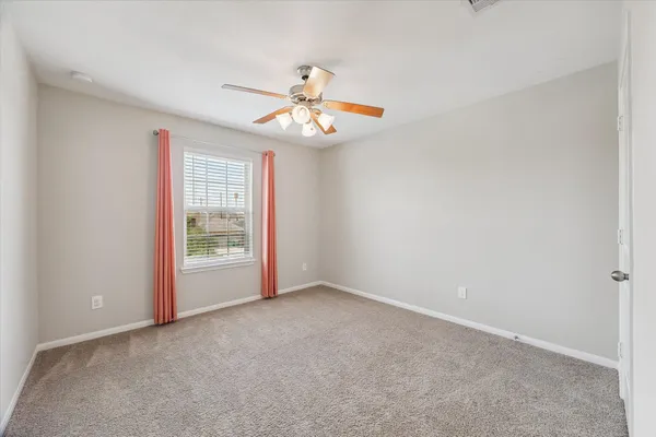 $2,600 | 346 Marble Springs Lane, La Marque, TX 77568