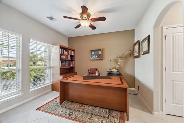 $2,600 | 346 Marble Springs Lane, La Marque, TX 77568