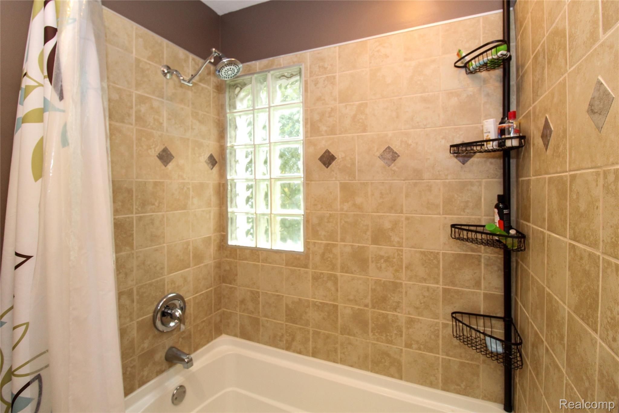 16145 34 Mile Road Armada, MI 48005 - Photo 37 of 48 Main bathroom shower.jpg