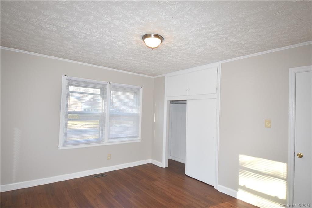 661 Reeves Court Charlotte, NC 28208 - Photo 20 of 30 Gallery Image 20