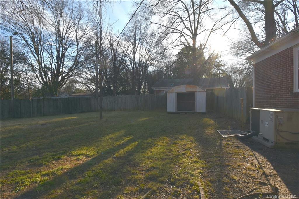 661 Reeves Court Charlotte, NC 28208 - Photo 23 of 30 Gallery Image 23