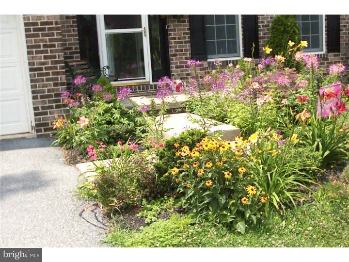 1203 Fritztown Road Reinholds, PA 17569 - Photo 2 of 25 Gallery Image 2
