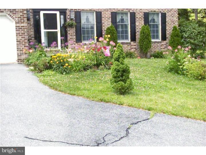 1203 Fritztown Road Reinholds, PA 17569 - Photo 4 of 25 Gallery Image 4