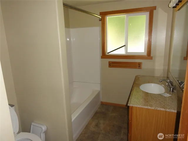 $480,000 | 28821 18th Avenue South, Federal Way, WA 98003