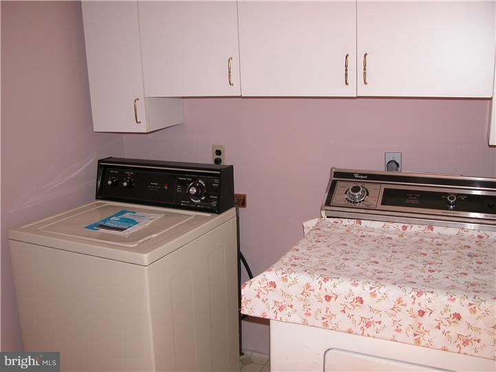 1547 Heather Road Huntingdon Valley, PA 19006 - Photo 6 of 11 Laundry Room