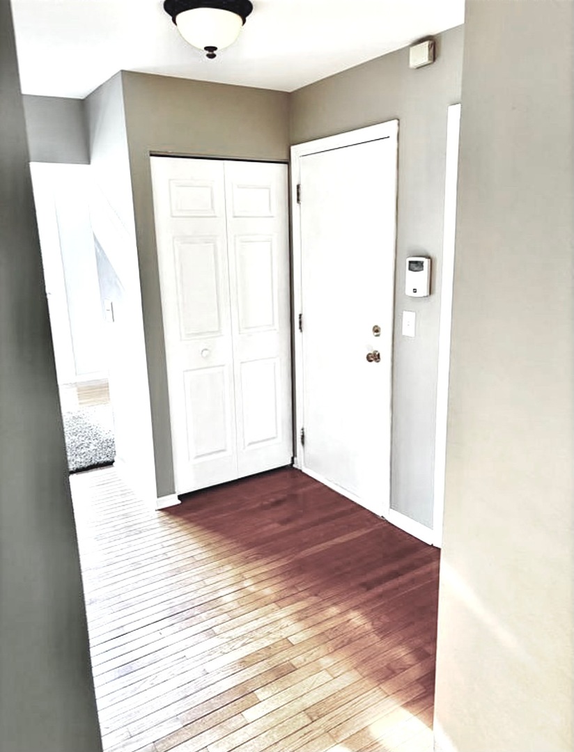 34165 North Goldenrod Road Round Lake, IL 60073 - Photo 14 of 42 Gallery Image 14