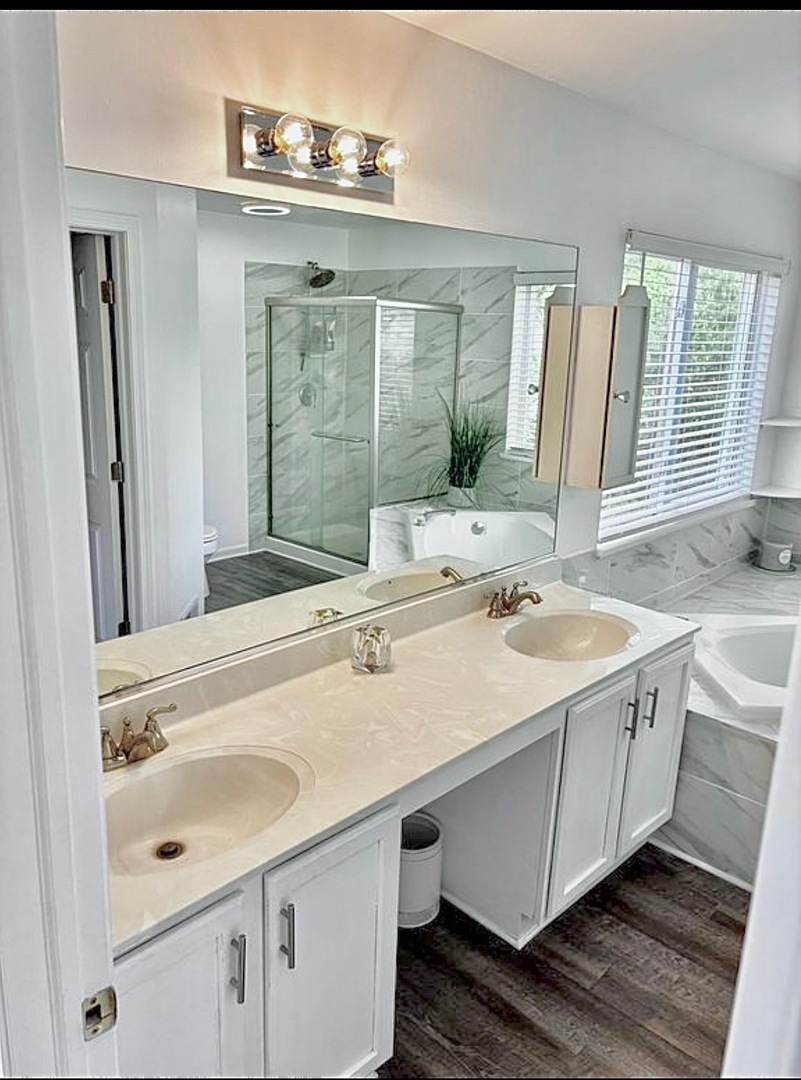 34165 North Goldenrod Road Round Lake, IL 60073 - Photo 21 of 42 Gallery Image 21