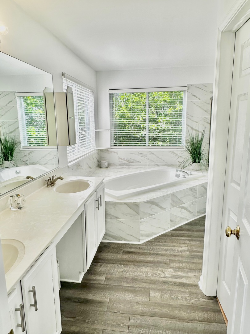 34165 North Goldenrod Road Round Lake, IL 60073 - Photo 25 of 42 Gallery Image 25