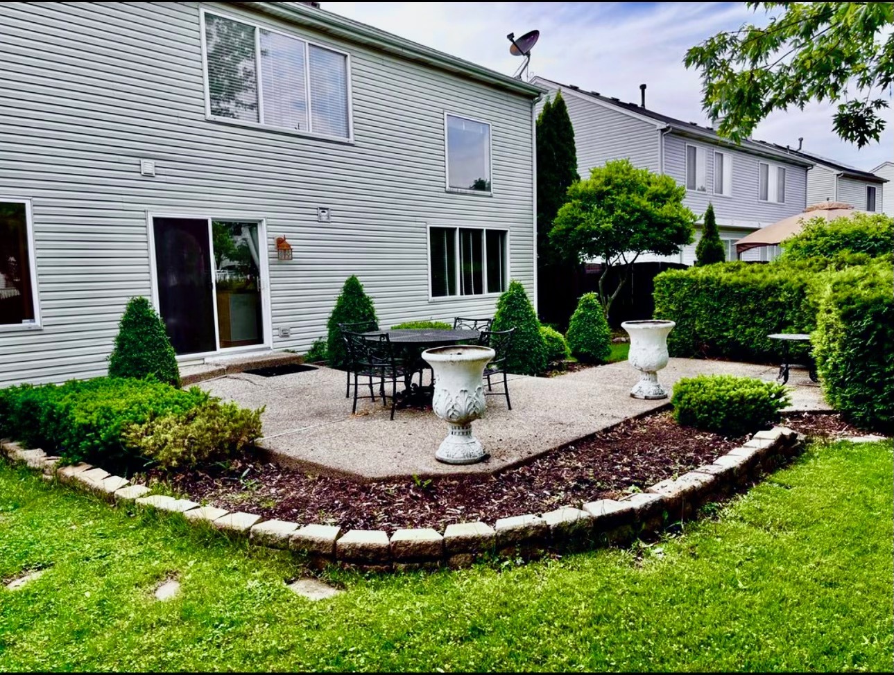 34165 North Goldenrod Road Round Lake, IL 60073 - Photo 3 of 42 Gallery Image 3