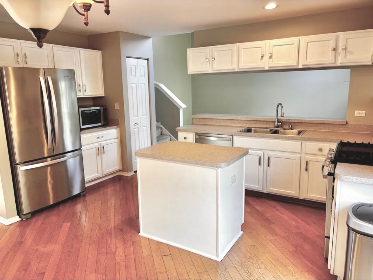 34165 North Goldenrod Road Round Lake, IL 60073 - Photo 10 of 42 Gallery Image 10