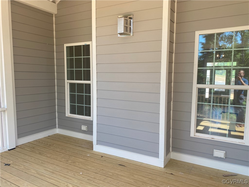 2263 Osborne Rdg Road Rockville, VA 23146 - Photo 22 of 22 an empty room with windows