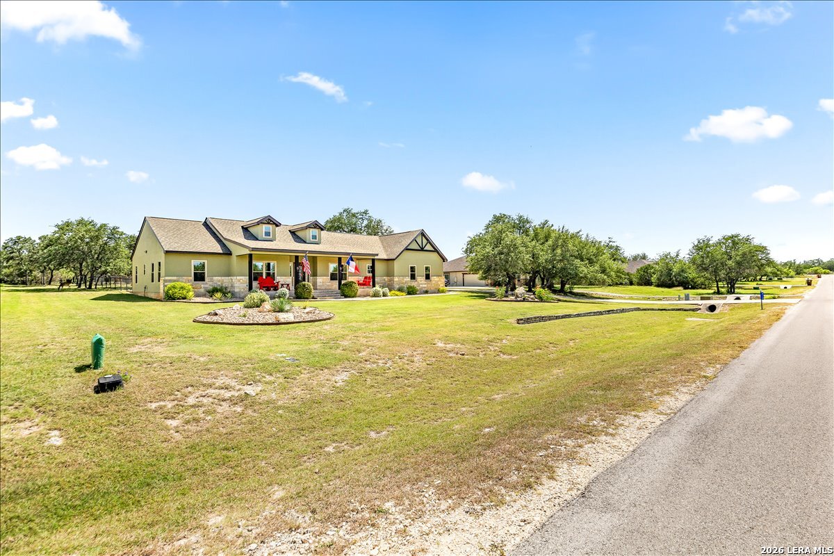 410 Quest Avenue Spring Branch, TX 78070 - Photo 9 of 60