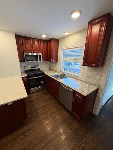 $3,350 | 83 Chelsea Street, Unit 1, Boston, MA 02128