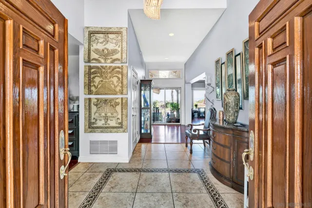 $2,500,000 | 17505 Corte Lomas Verdes, Poway, CA 92064