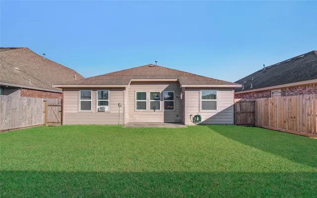 $299,900 | 1706 Zeppelin Circle, Deer Park, TX 77536