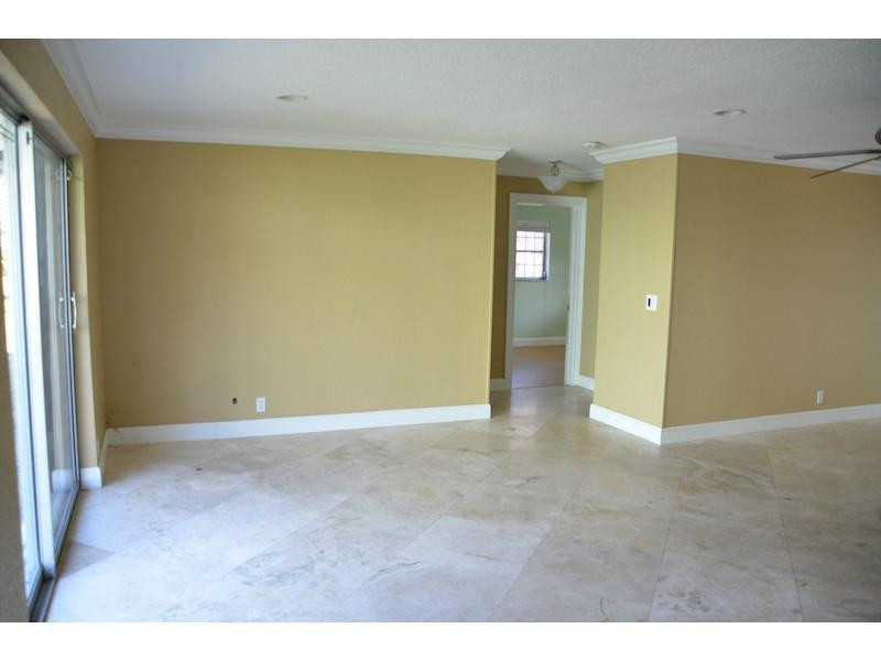 1333 Southwest 14th Street Boca Raton, FL 33486 - Photo 12 of 25 Living Room