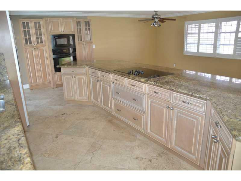 1333 Southwest 14th Street Boca Raton, FL 33486 - Photo 8 of 25 Kitchen