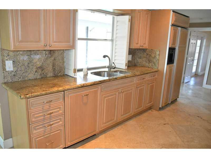 1333 Southwest 14th Street Boca Raton, FL 33486 - Photo 9 of 25 Kitchen