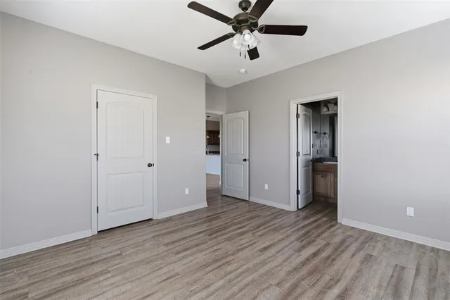$1,300 | 101 Capps Street, Unit B, Rio Vista, TX 76093