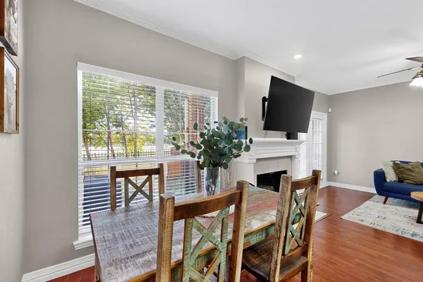 $2,200 | 2344 Southcourt Circle, Irving, TX 75038