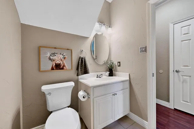 $2,200 | 2344 Southcourt Circle, Irving, TX 75038