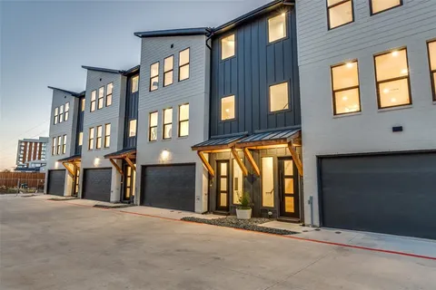 $539,900 | 3940 Spring Valley Road, Unit 3, Farmers Branch, TX 75244
