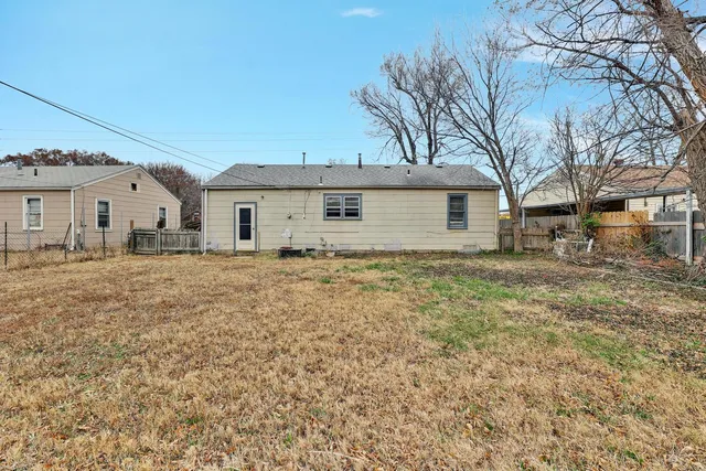 $84,900 | 2735 South Hydraulic Avenue, Wichita, KS 67216