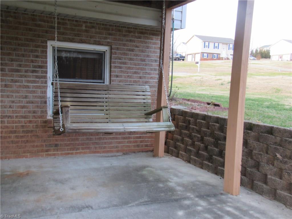 6400 Bishops Ridge Lane Rural Hall, NC 27045 - Photo 11 of 16 Gallery Image 11