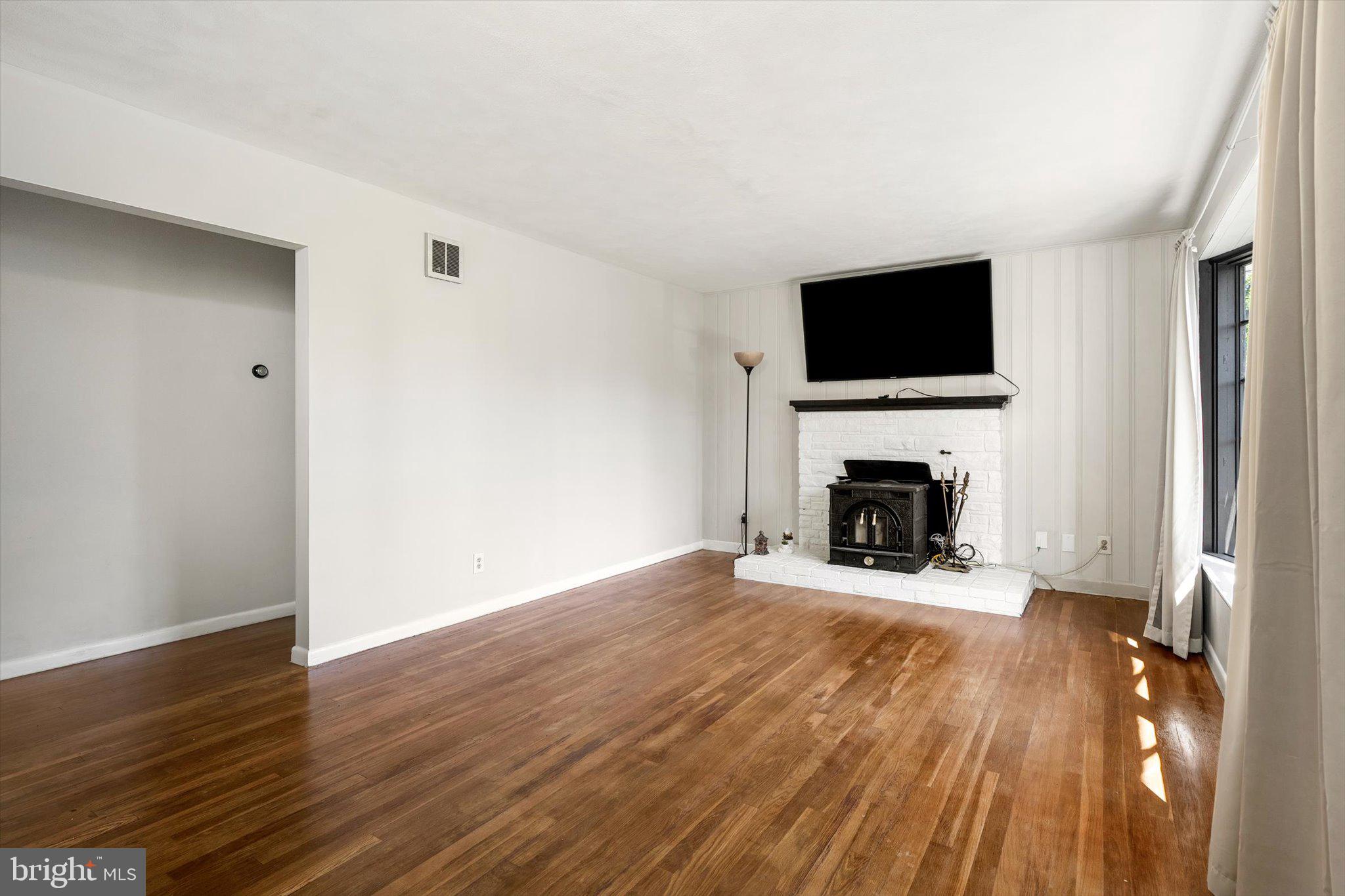 3639 State Extension Trenton, NJ 08619 - Photo 4 of 33 Bright and airy living space awaits.