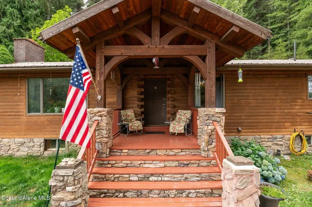 $545,000 | 317 Power Avenue, Kingston, ID 83839