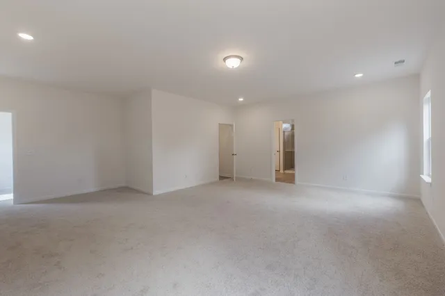 $439,990 | 572 Nightengale Ridge Drive, Columbia, TN 38401