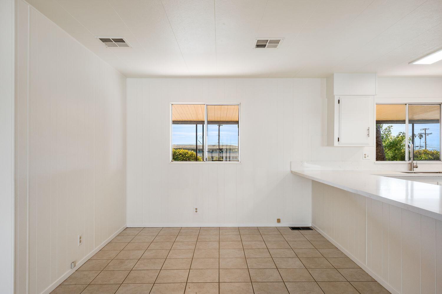 6180 Via Real, Unit 118 Carpinteria, CA 93013 - Photo 13 of 37 a view of an empty room and window