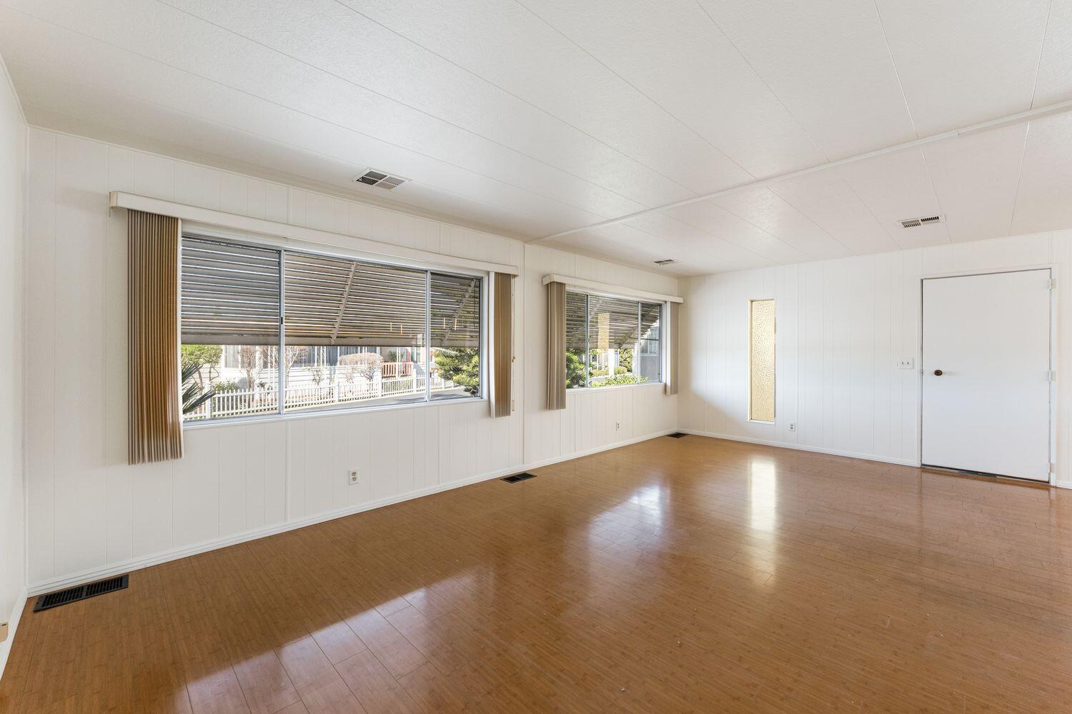 6180 Via Real, Unit 118 Carpinteria, CA 93013 - Photo 3 of 37 a view of an empty room with a window