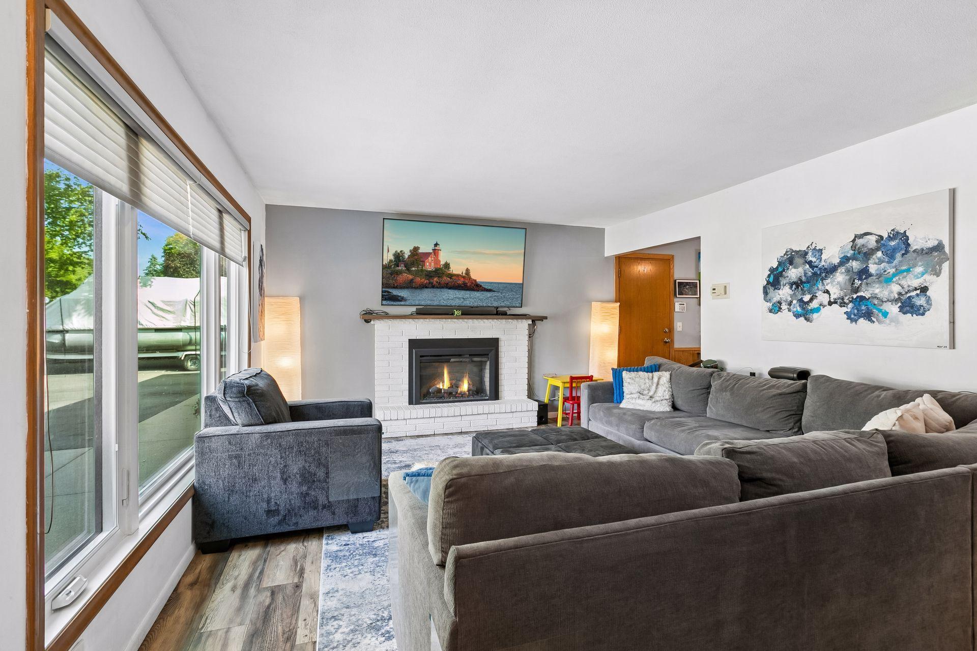 2230 Decatur Avenue North Golden Valley, MN 55427 - Photo 5 of 29 Gallery Image 5