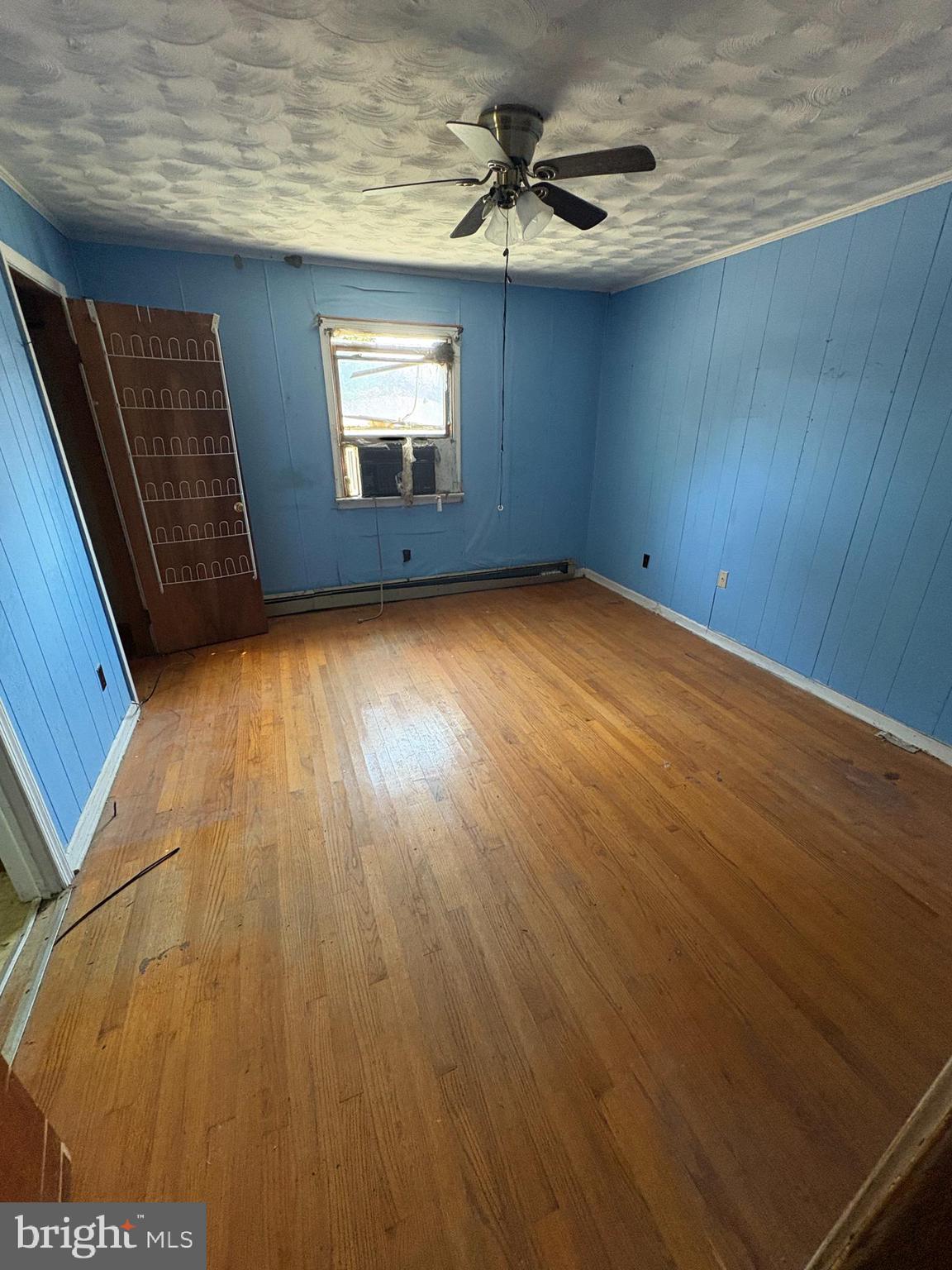 1372 Coles Point Road Hague, VA 22469 - Photo 5 of 8