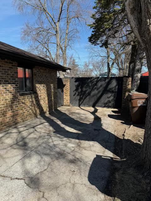 316 Mohawk Street Park Forest, IL 60466 - Photo 4 of 26