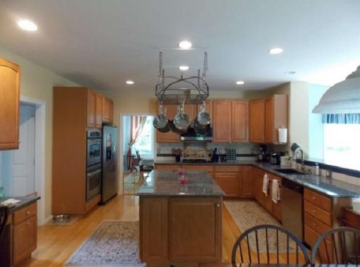 195 New Boston Road Bedford, NH 03110 - Photo 4 of 22 Gallery Image 4