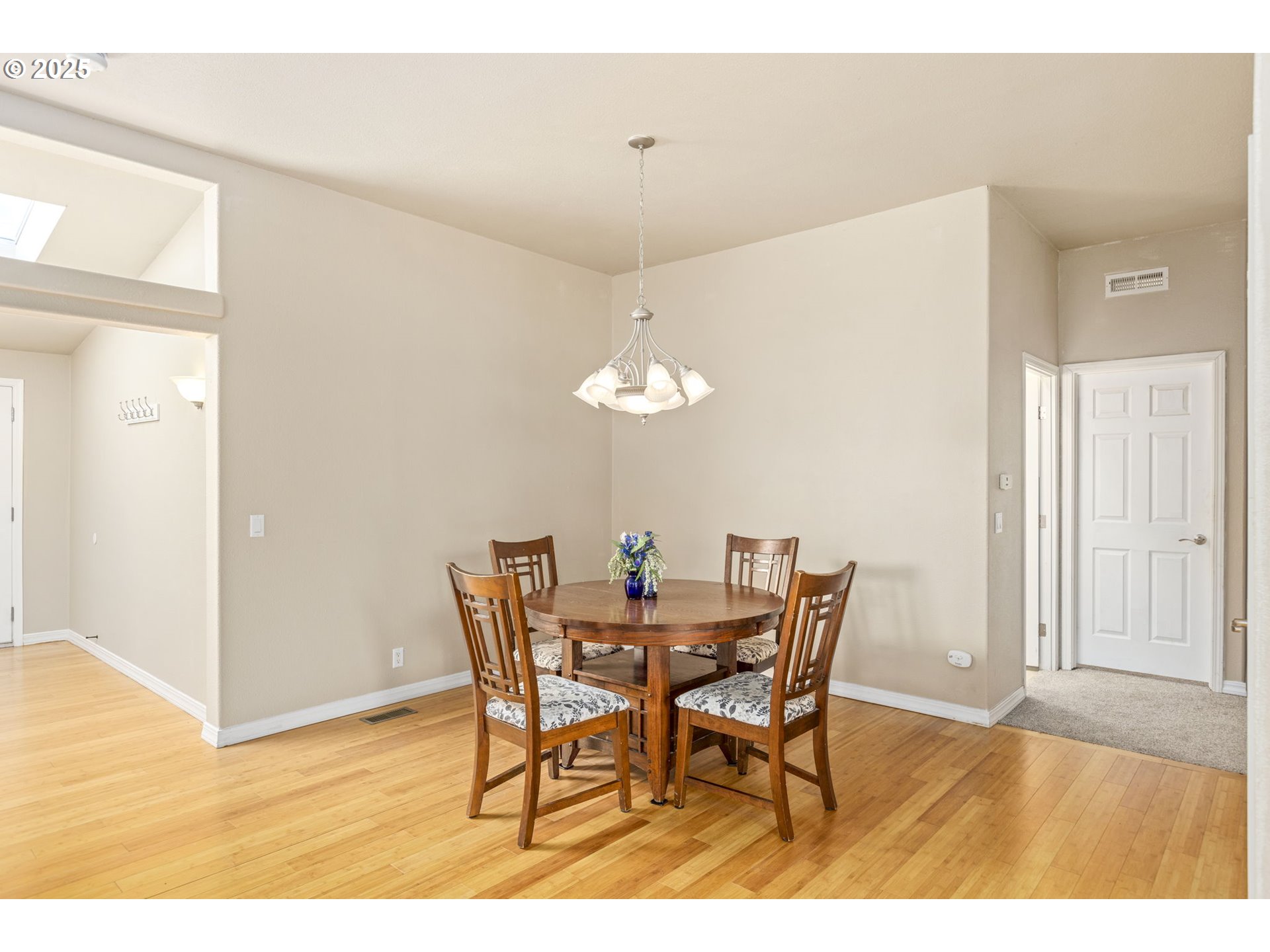 193 Northwest Iman Cemetery Road Stevenson, WA 98648 - Photo 12 of 38 Dining Area
