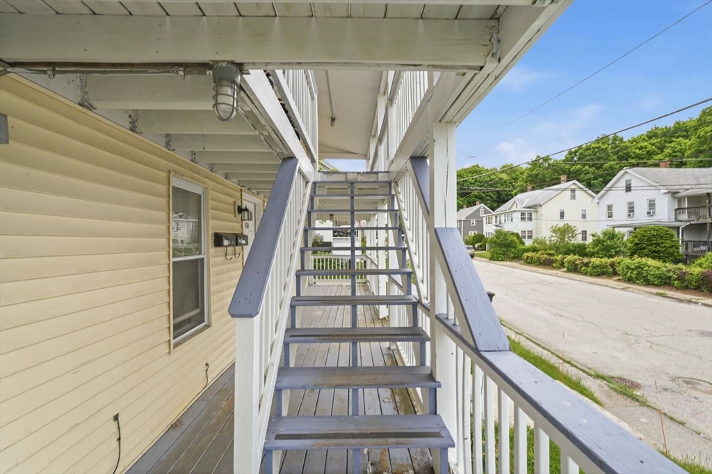 33 Union Street Southbridge, MA 01550 - Photo 10 of 20