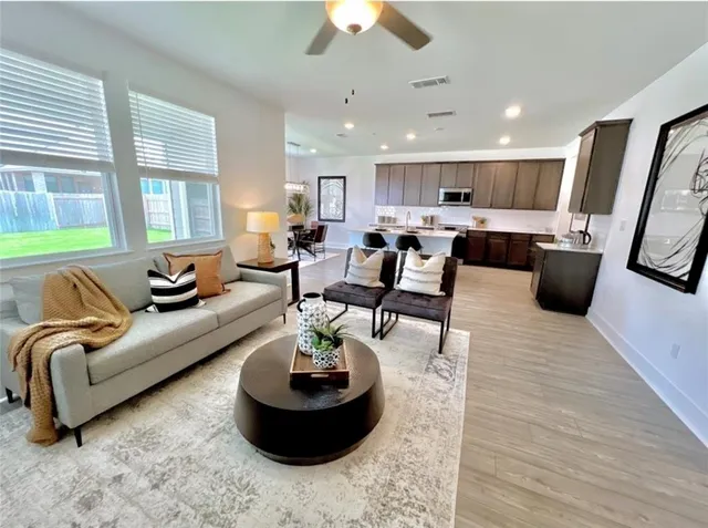 $2,000 | 208 Langhorne Bend, Liberty Hill, TX 78642