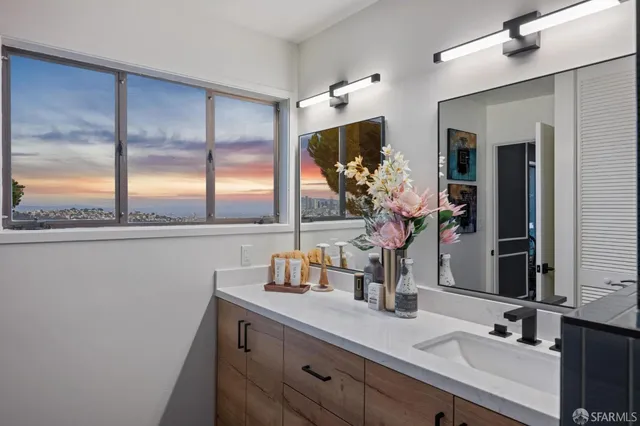 $2,695,000 | 466 Liberty Street, San Francisco, CA 94114